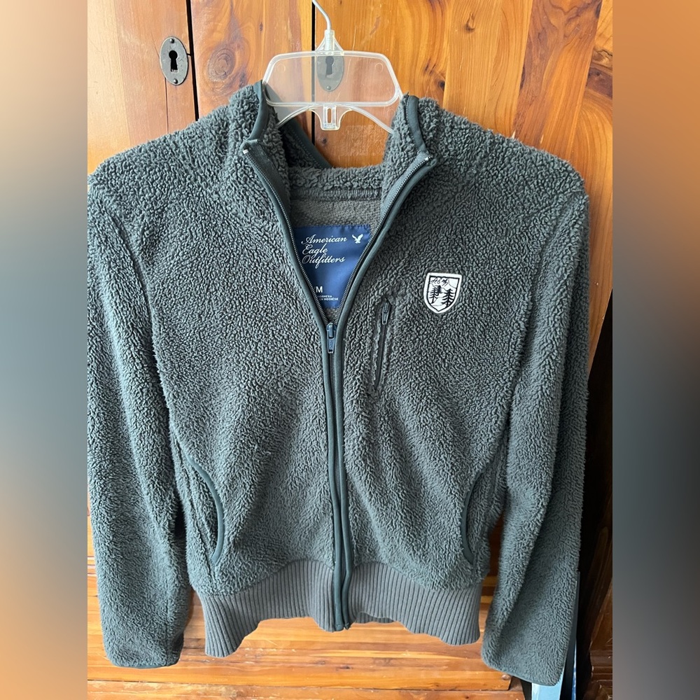 American Eagle Fleece Zip-Up. Green